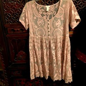 Forever 21 lace dress